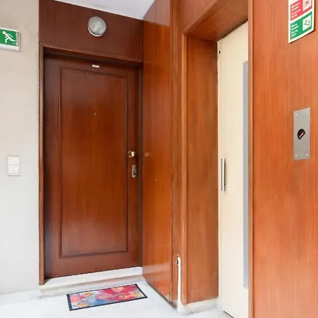 Cozy 2br Terrace With Ac Parking Metro * Vila Nova de Gaia