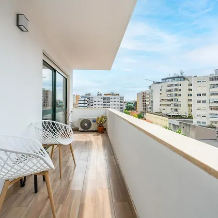 Central Gaia 2Br Large Terrace Parking Metro Near Avenida Апартаменты