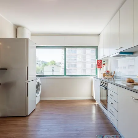 Cozy 2br Terrace With Ac Parking Metro Daire *