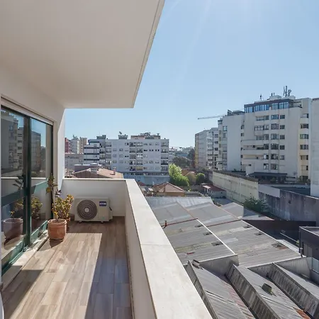 Cozy 2br Terrace With Ac Parking Metro Daire