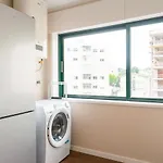 Cozy 2Br Central Terrace With Ac Parking Metro Lägenhet *