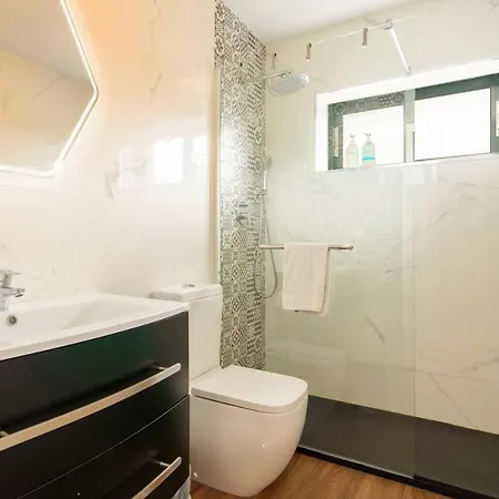 Central Gaia 2Br Large Terrace Parking Metro Near Avenida *