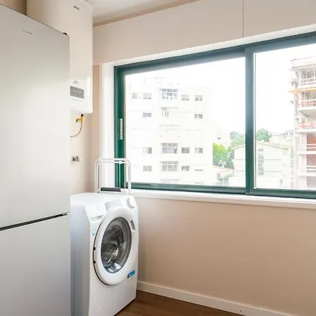 Central Gaia 2Br Large Terrace Parking Metro Near Avenida Apartman *