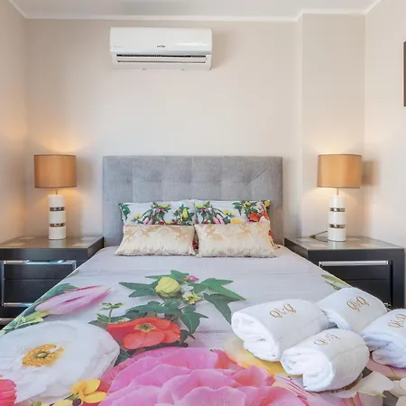 Central Gaia 2Br Large Terrace Parking Metro Near Avenida * Вила-Нова-ди-Гая